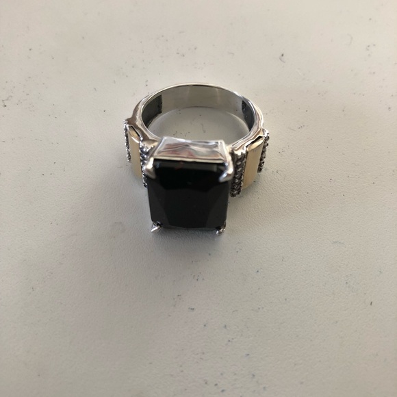 Ring - Picture 4 of 5